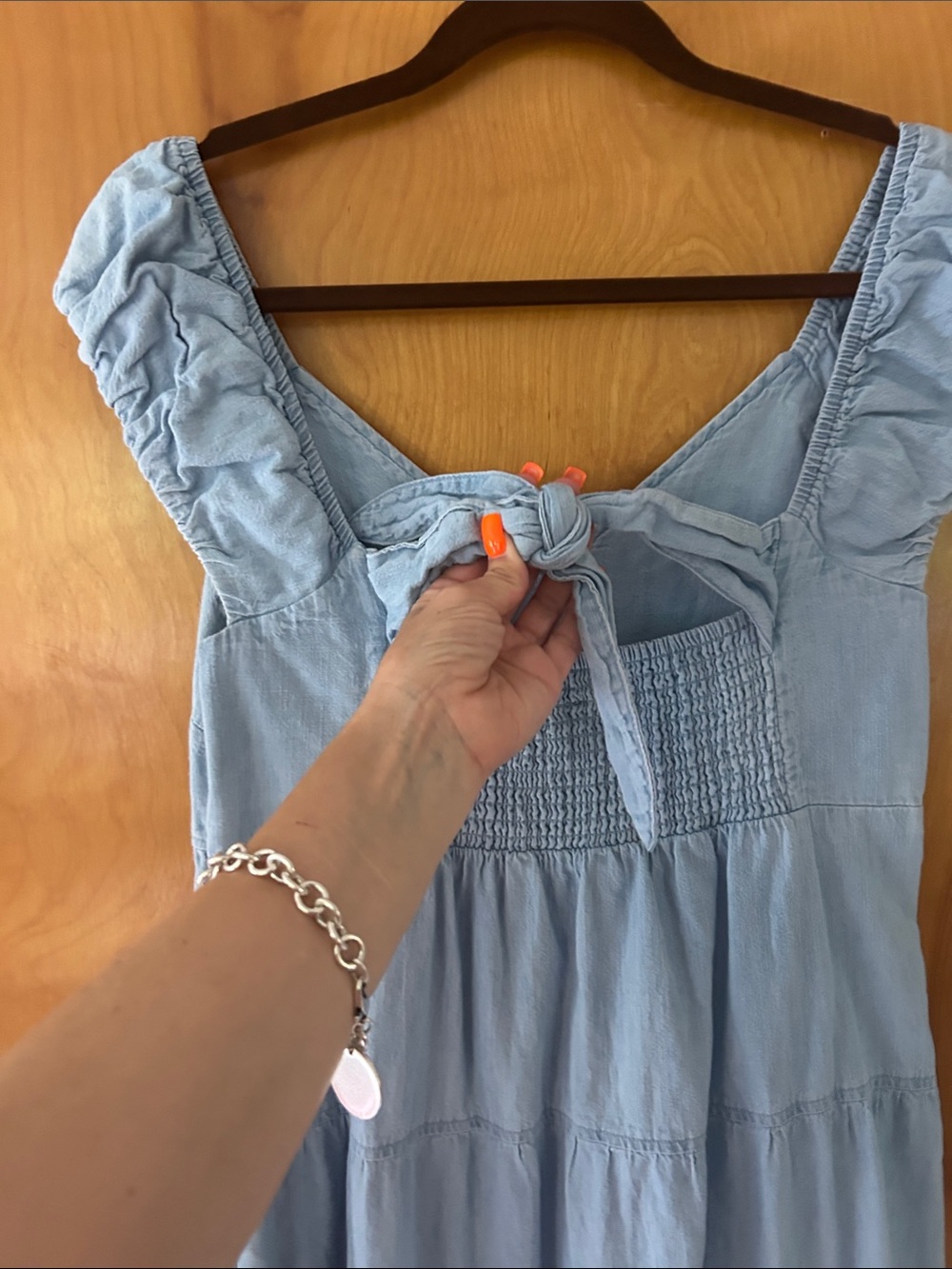 Old Navy Light Blue Tiered V-Neck Midi Dress with Puff Sleeves - Picture 5 of 8